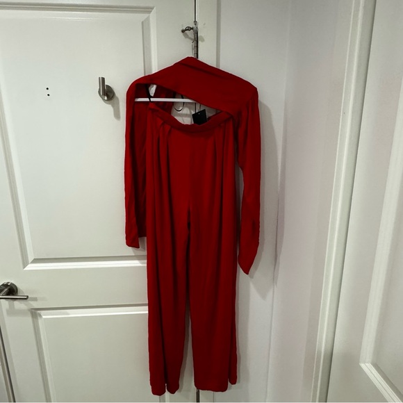 JLUXLABEL Red Wide Leg Set - Picture 3 of 5